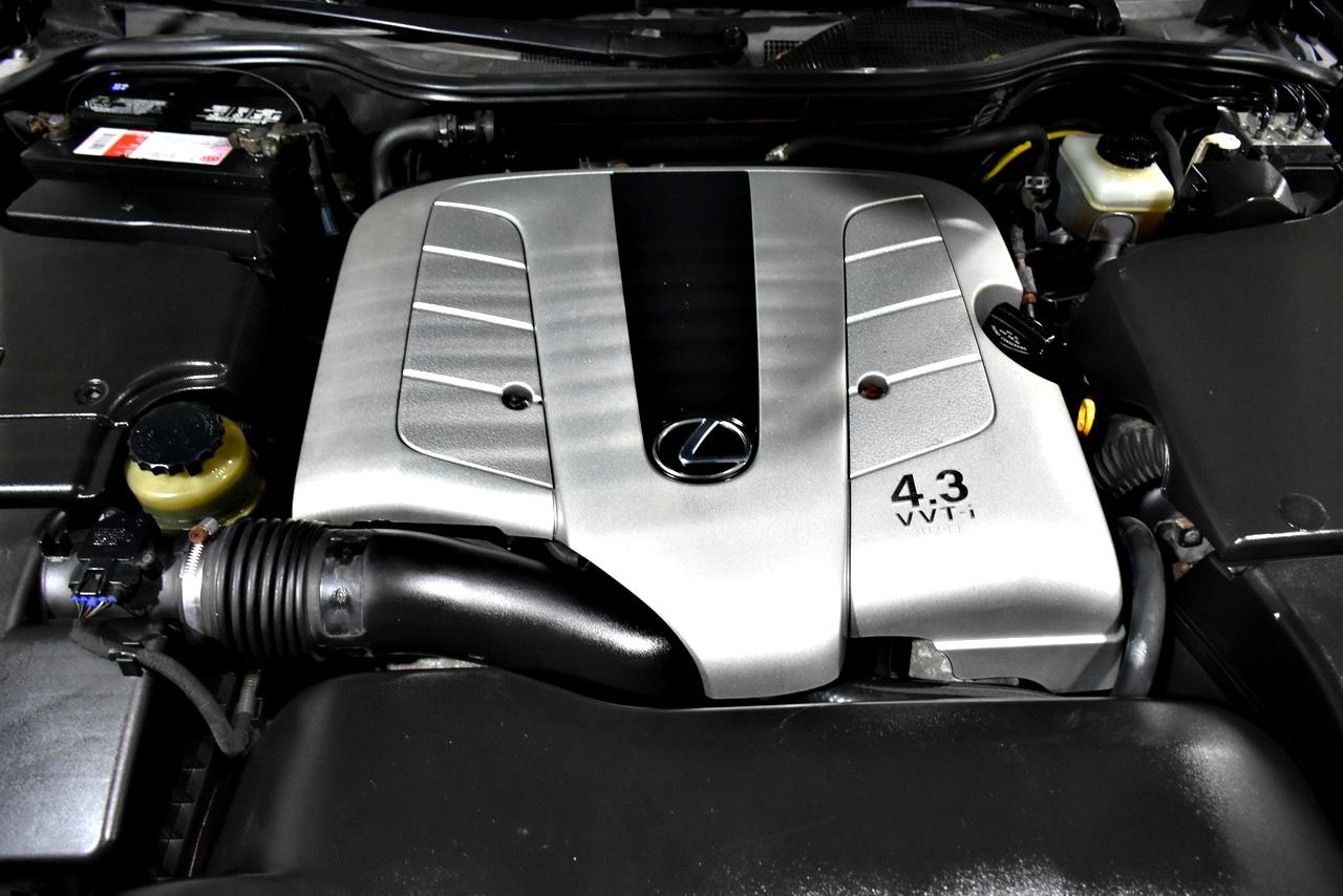 Lexus LS 430 Sedan 2002