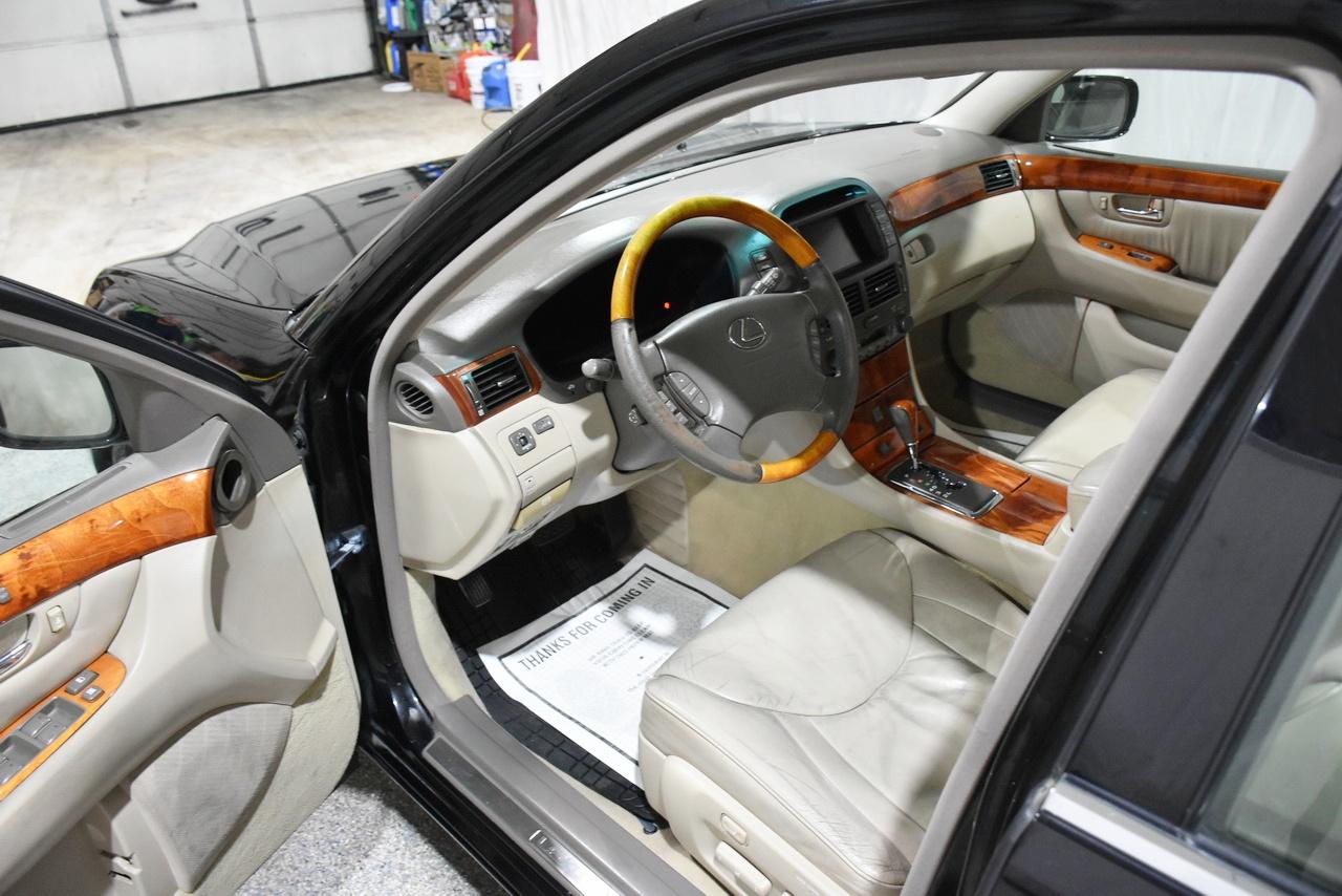 Lexus LS 430 Sedan 2002