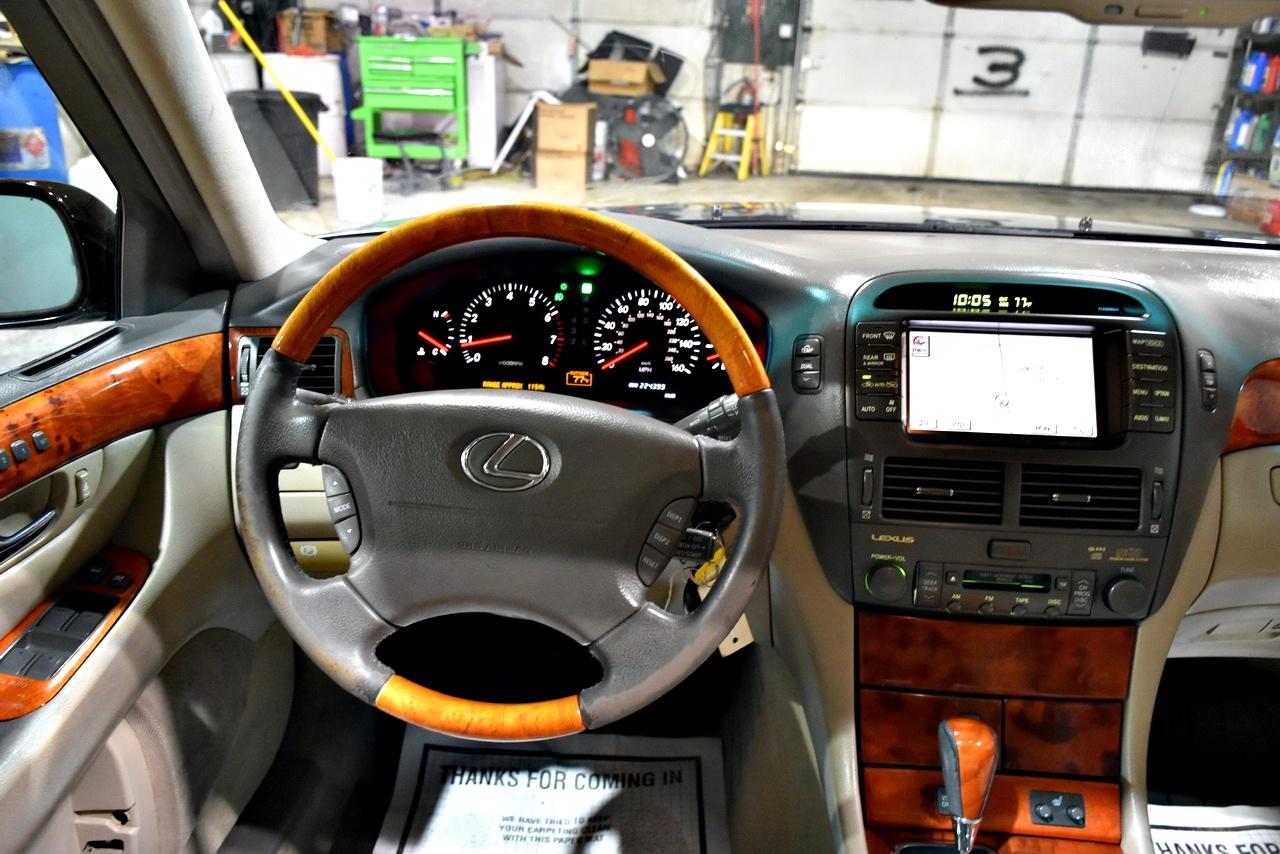 Lexus LS 430 Sedan 2002