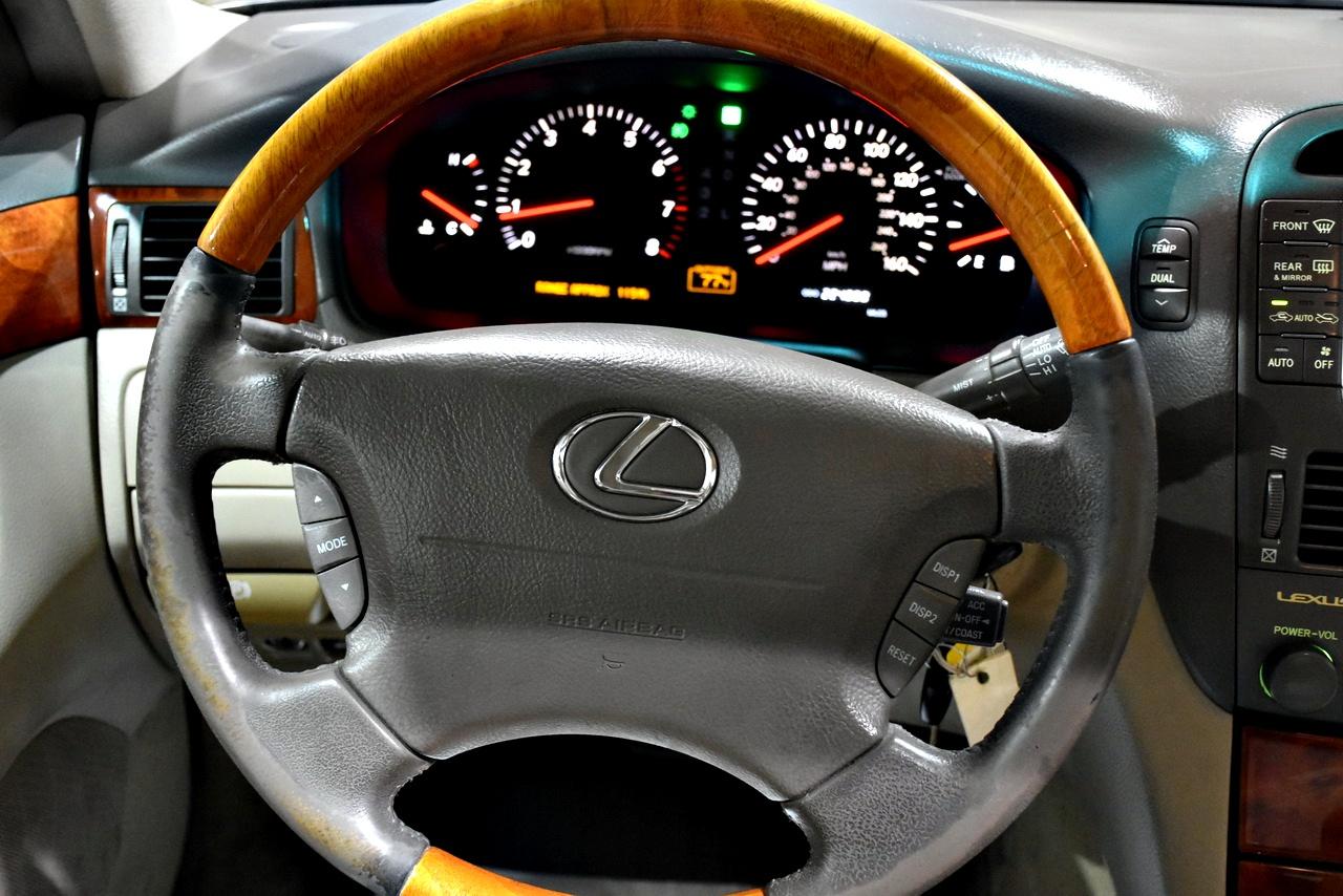 Lexus LS 430 Sedan 2002