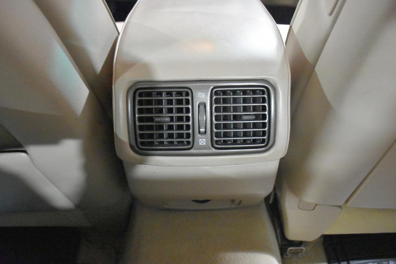 Lexus LS 430 Sedan 2002