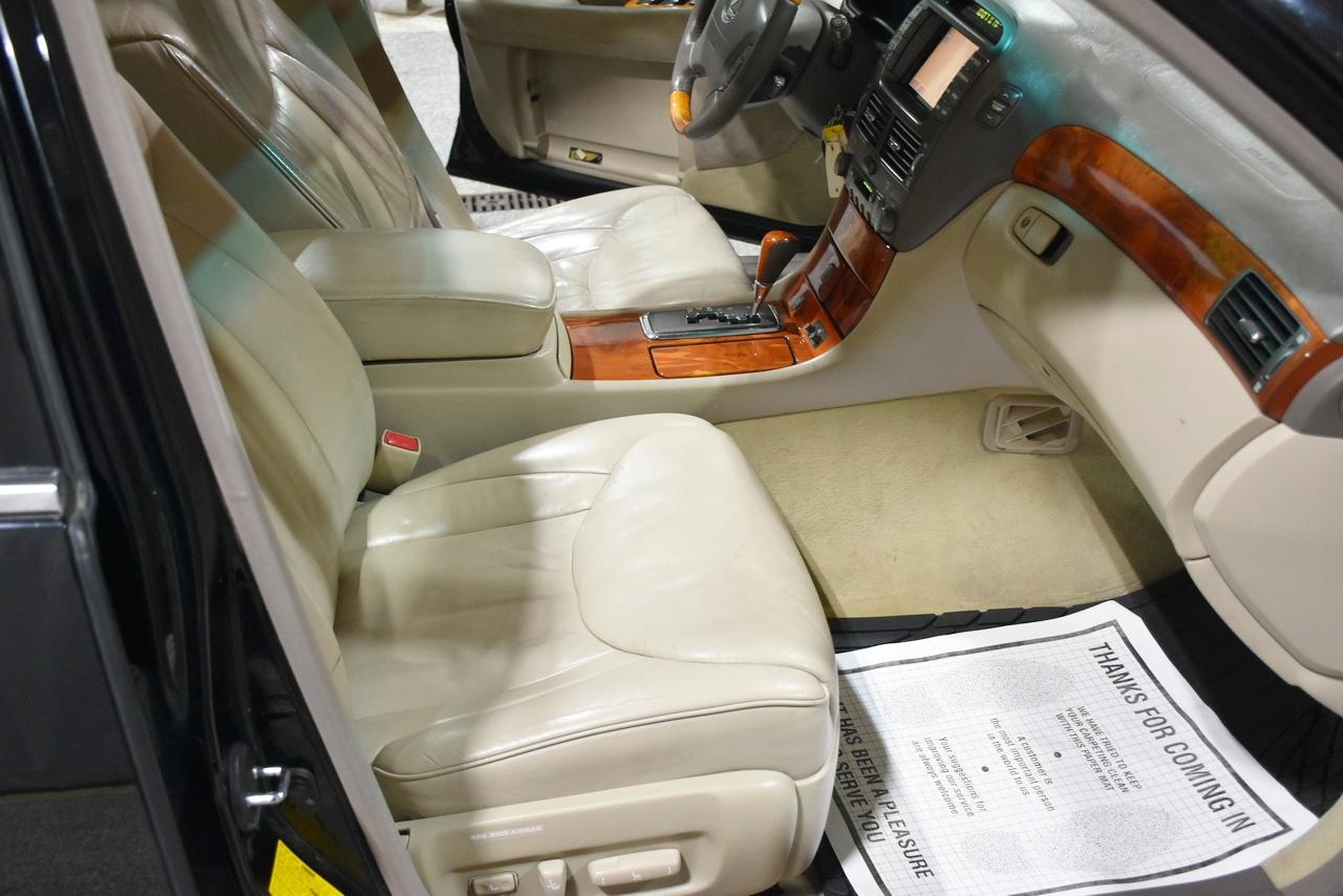 Lexus LS 430 Sedan 2002