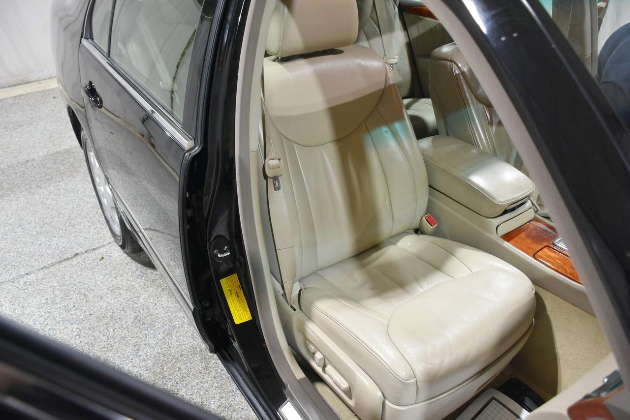 Lexus LS 430 Sedan 2002