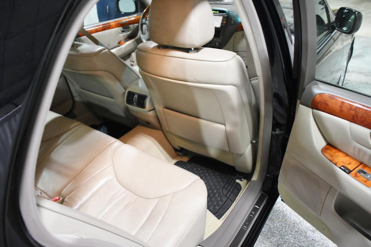Lexus LS 430 Sedan 2002
