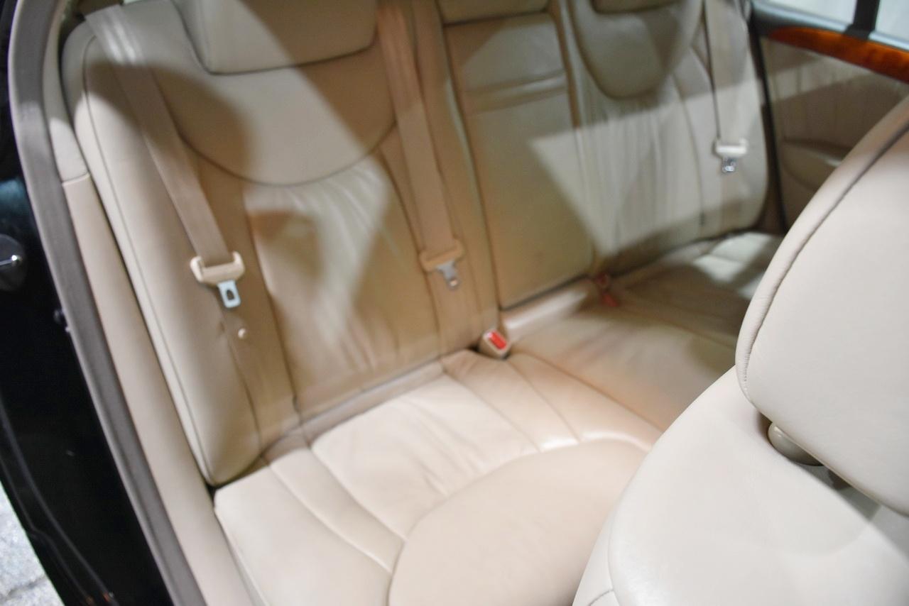 Lexus LS 430 Sedan 2002