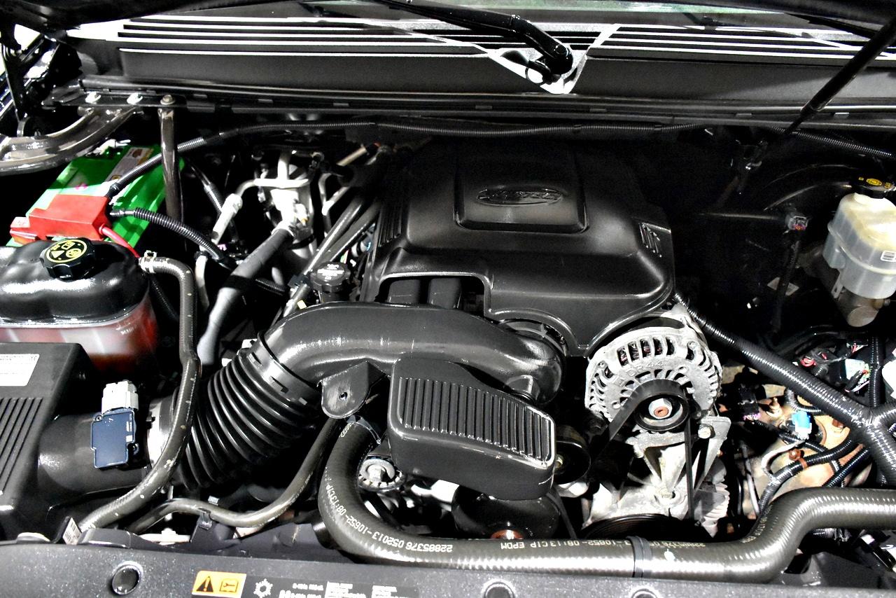 Cadillac Escalade ESV AWD Platinum 2013