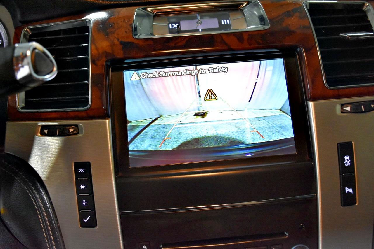 Cadillac Escalade ESV AWD Platinum 2013