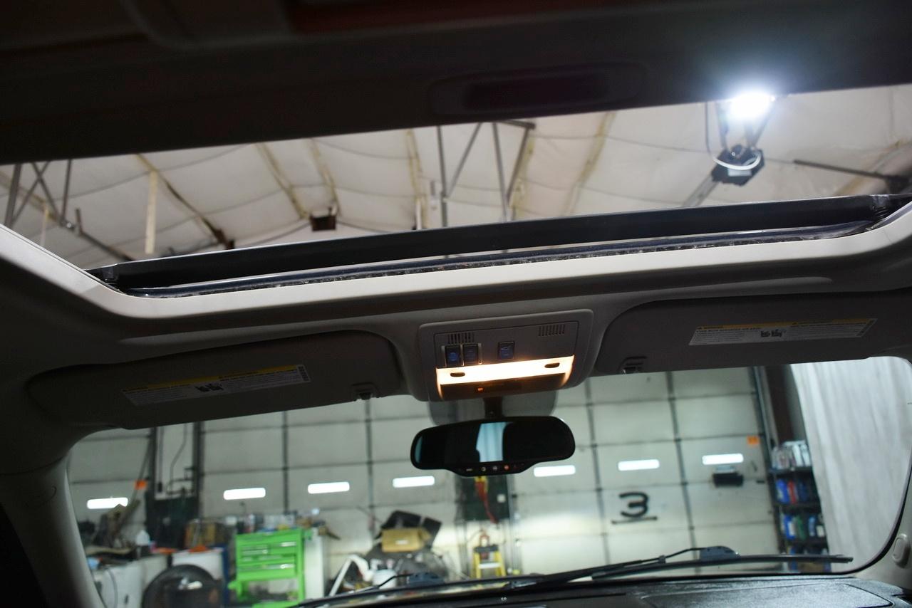 Cadillac Escalade ESV AWD Platinum 2013