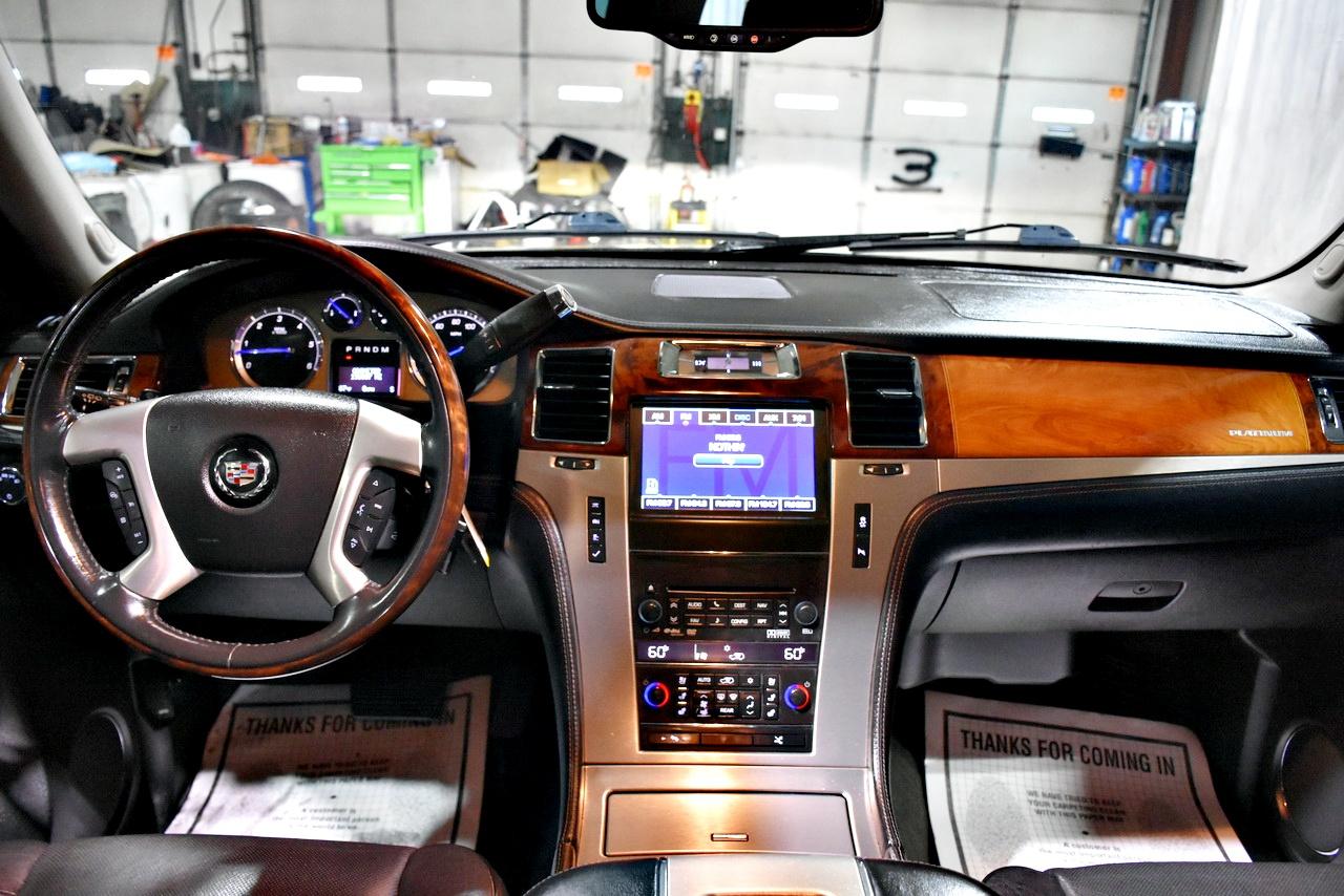 Cadillac Escalade ESV AWD Platinum 2013