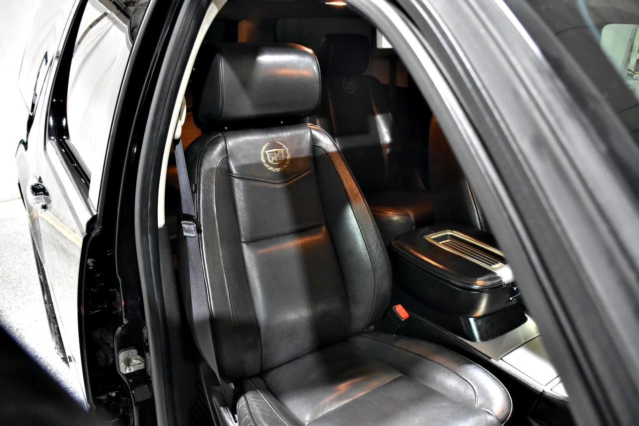 Cadillac Escalade ESV AWD Platinum 2013