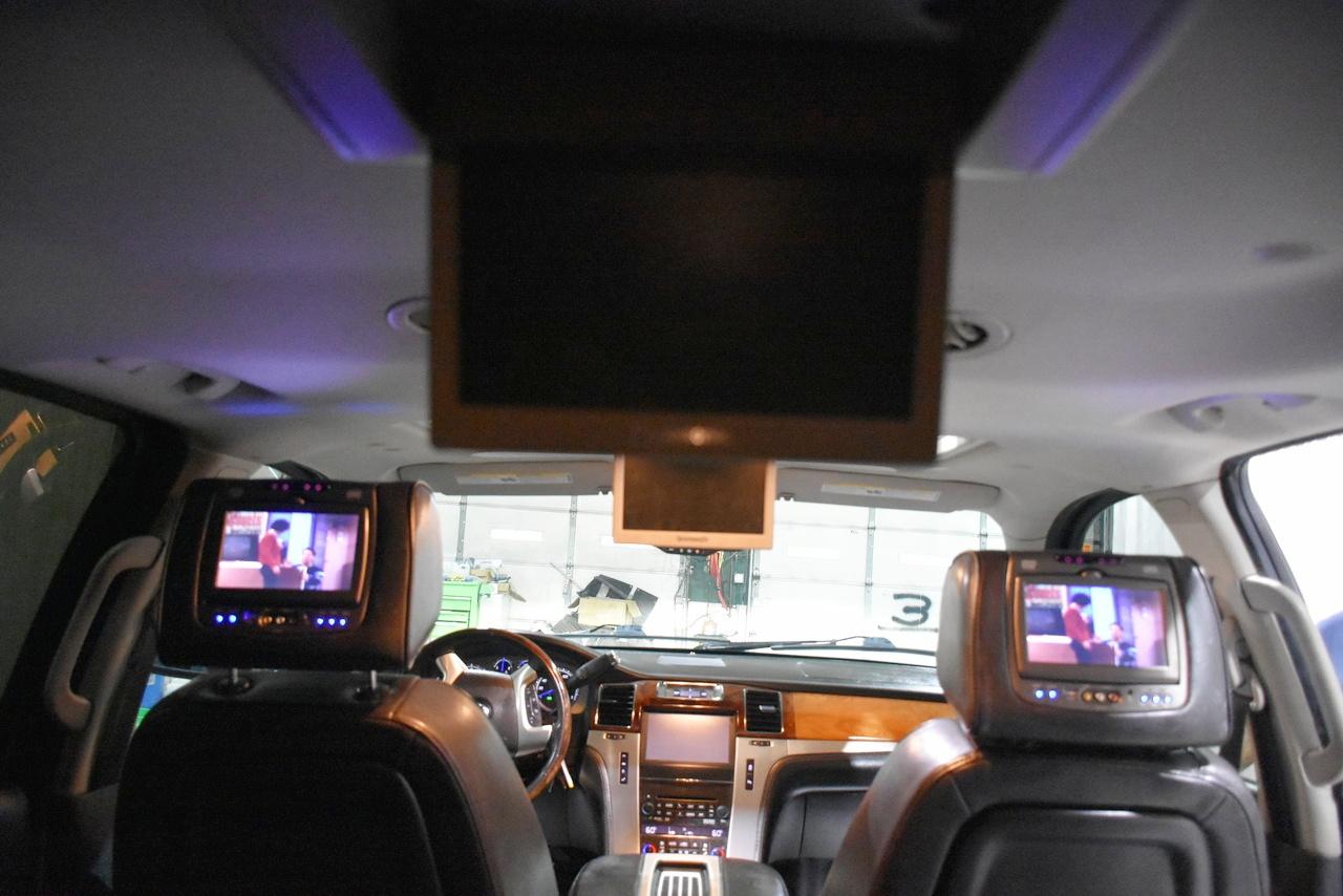 Cadillac Escalade ESV AWD Platinum 2013