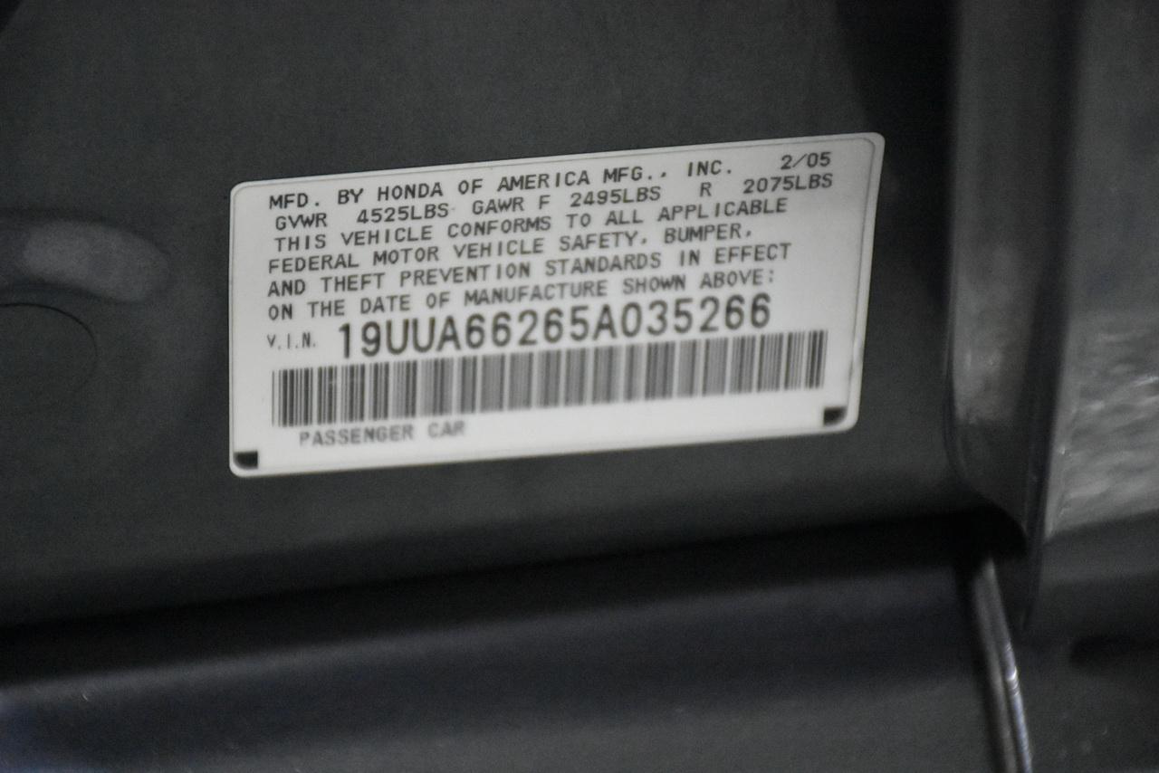 Acura TL 5-Speed AT 2005