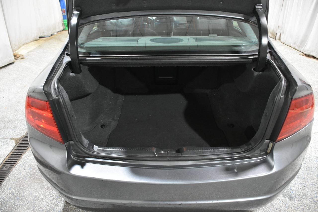 Acura TL 5-Speed AT 2005