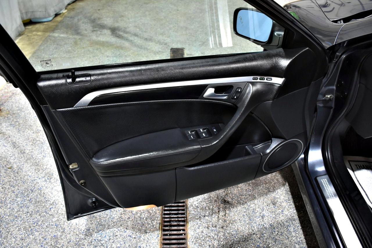 Acura TL 5-Speed AT 2005