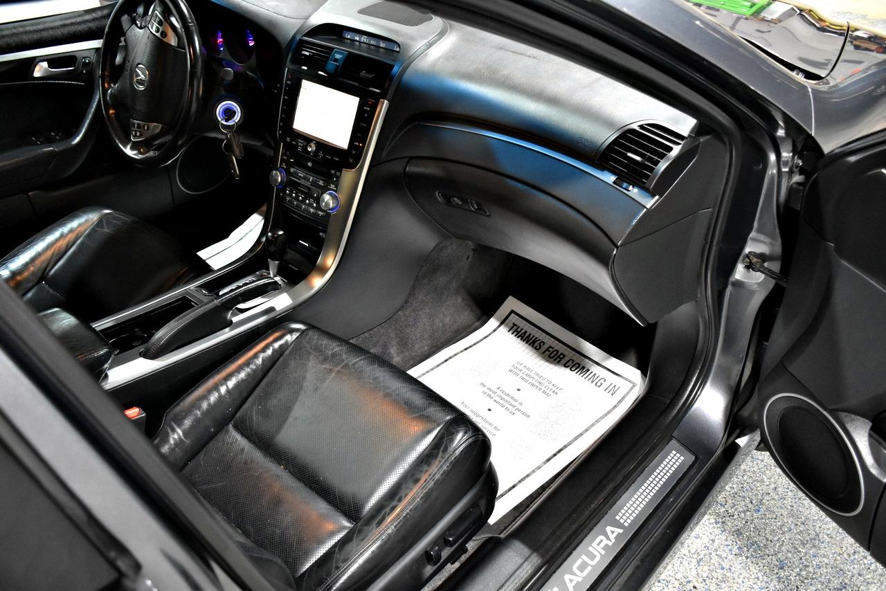 Acura TL 5-Speed AT 2005