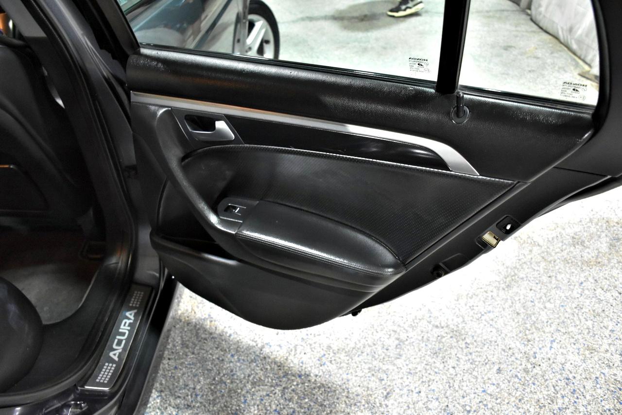 Acura TL 5-Speed AT 2005