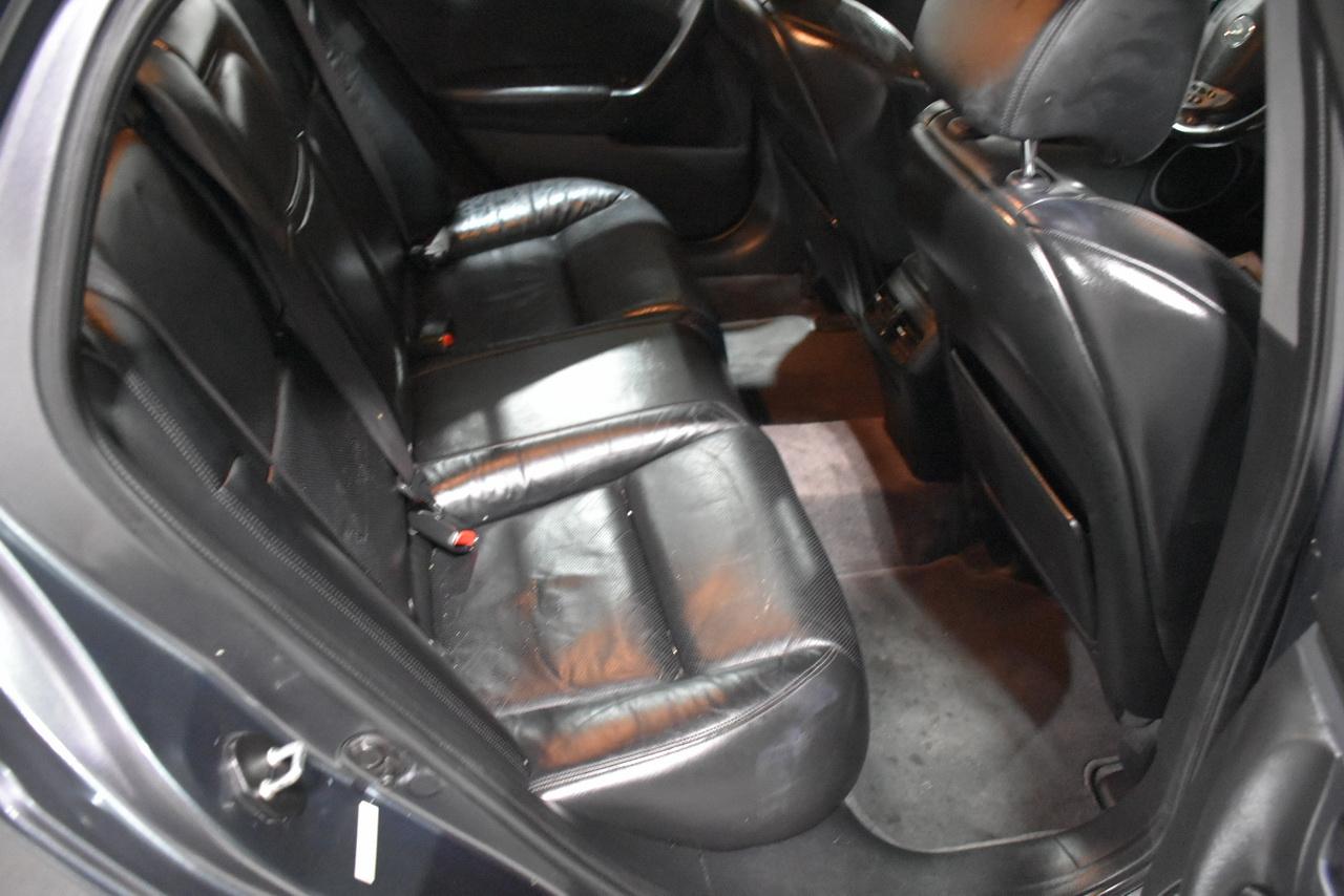 Acura TL 5-Speed AT 2005