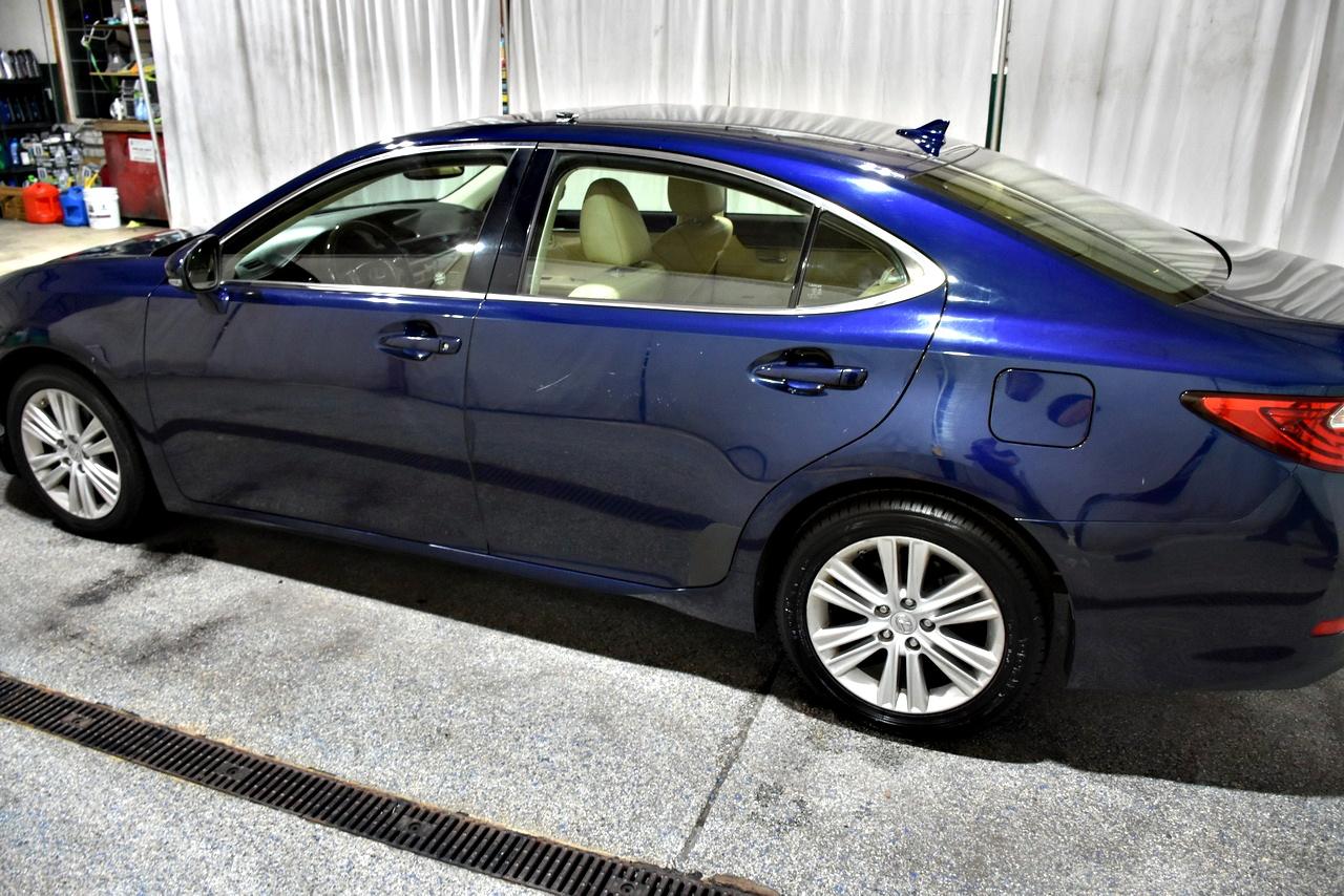 Lexus ES 350 Sedan 2014