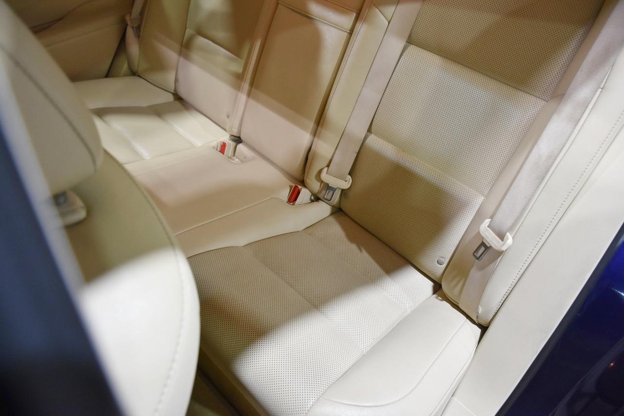 Lexus ES 350 Sedan 2014