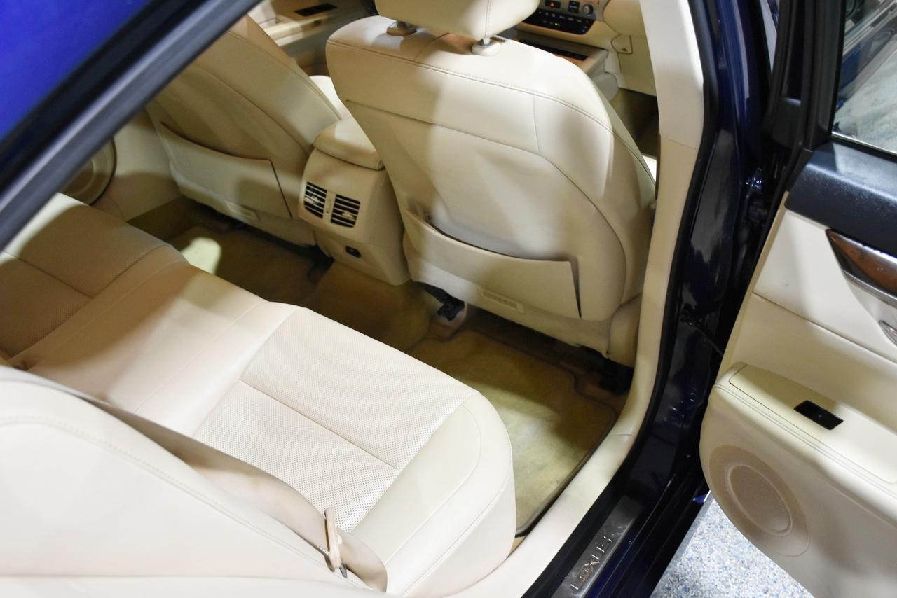 Lexus ES 350 Sedan 2014