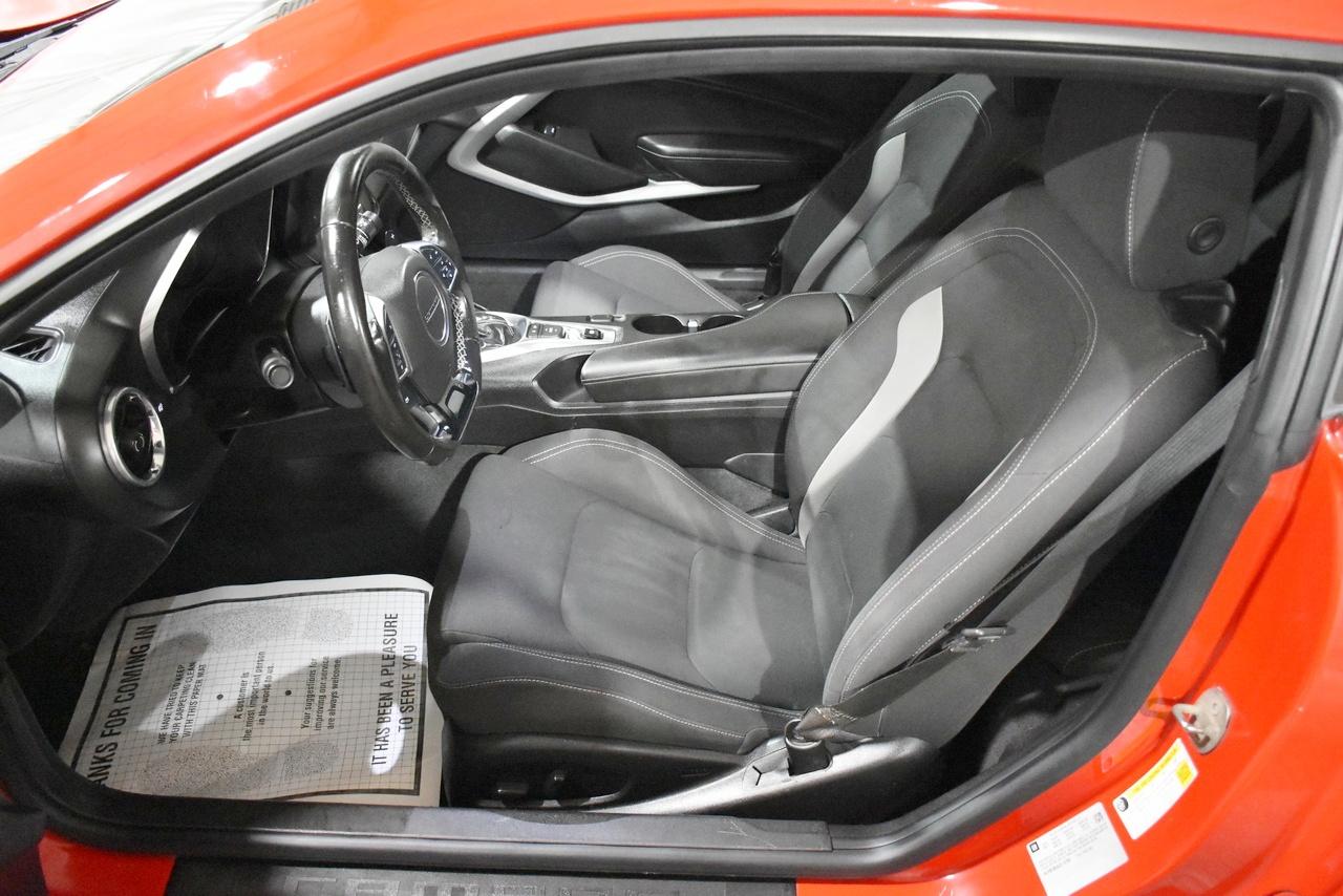 Chevrolet Camaro 1LT Coupe 8A 2018