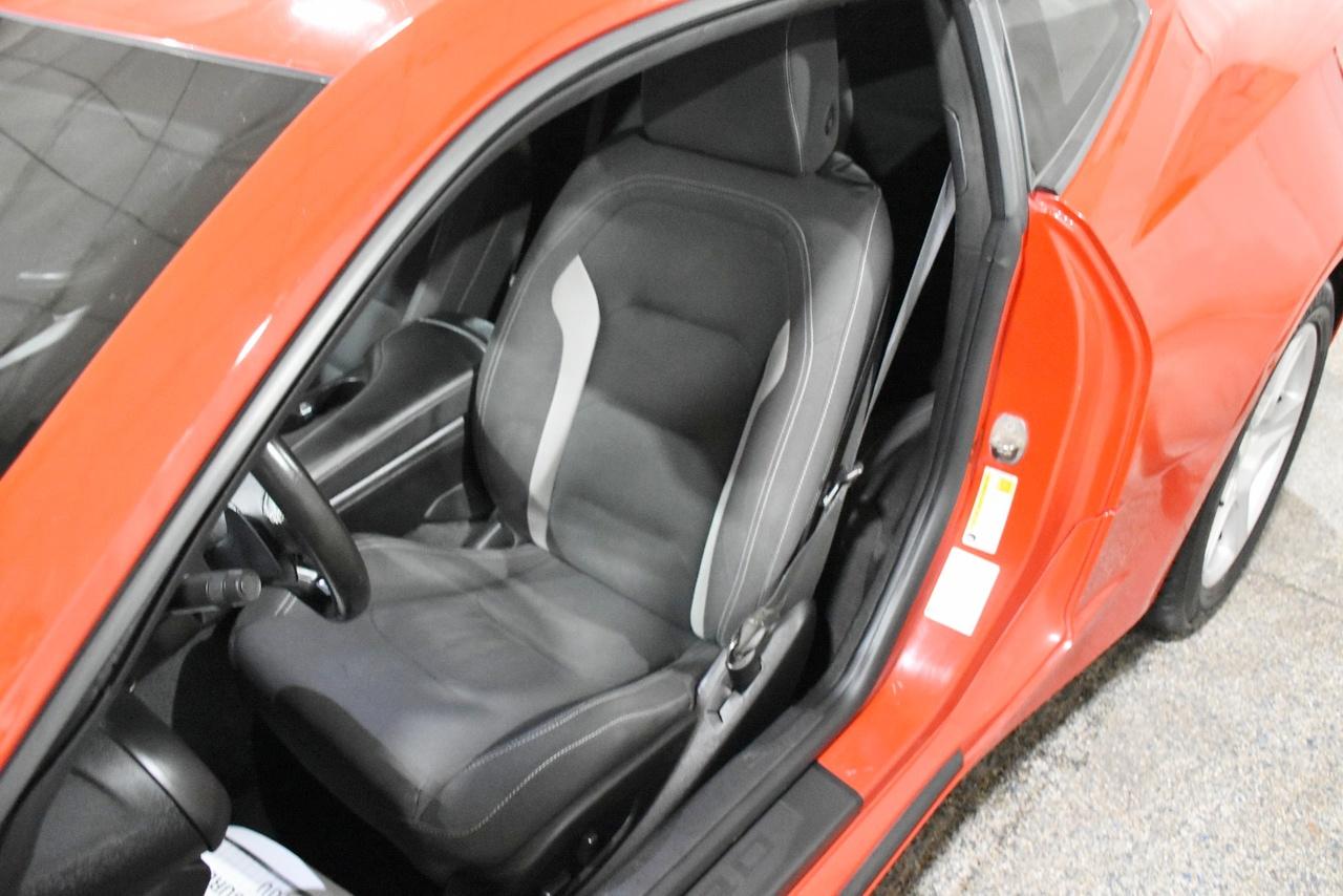 Chevrolet Camaro 1LT Coupe 8A 2018