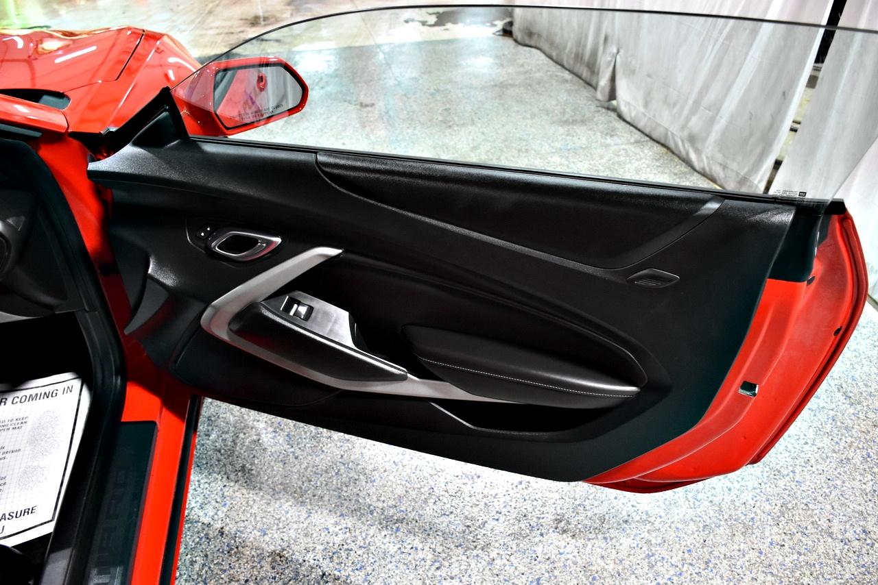 Chevrolet Camaro 1LT Coupe 8A 2018