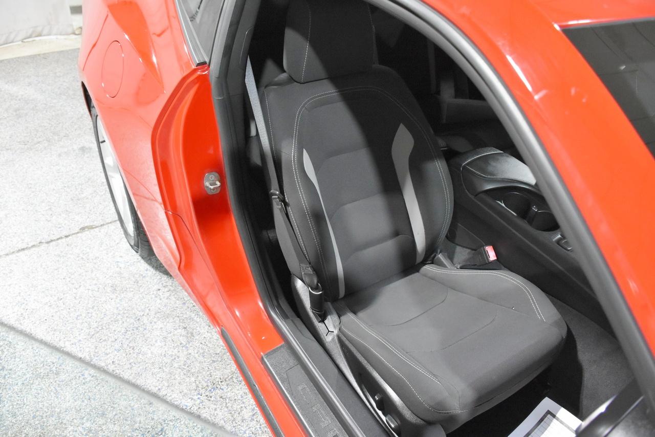 Chevrolet Camaro 1LT Coupe 8A 2018