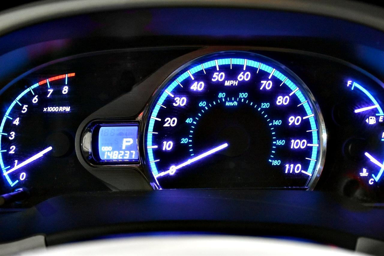 Toyota Sienna XLE FWD 8-Passenger V6 2012