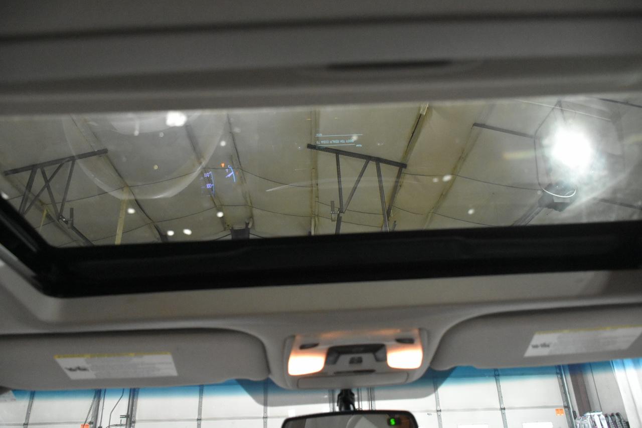 Toyota Sienna XLE FWD 8-Passenger V6 2012