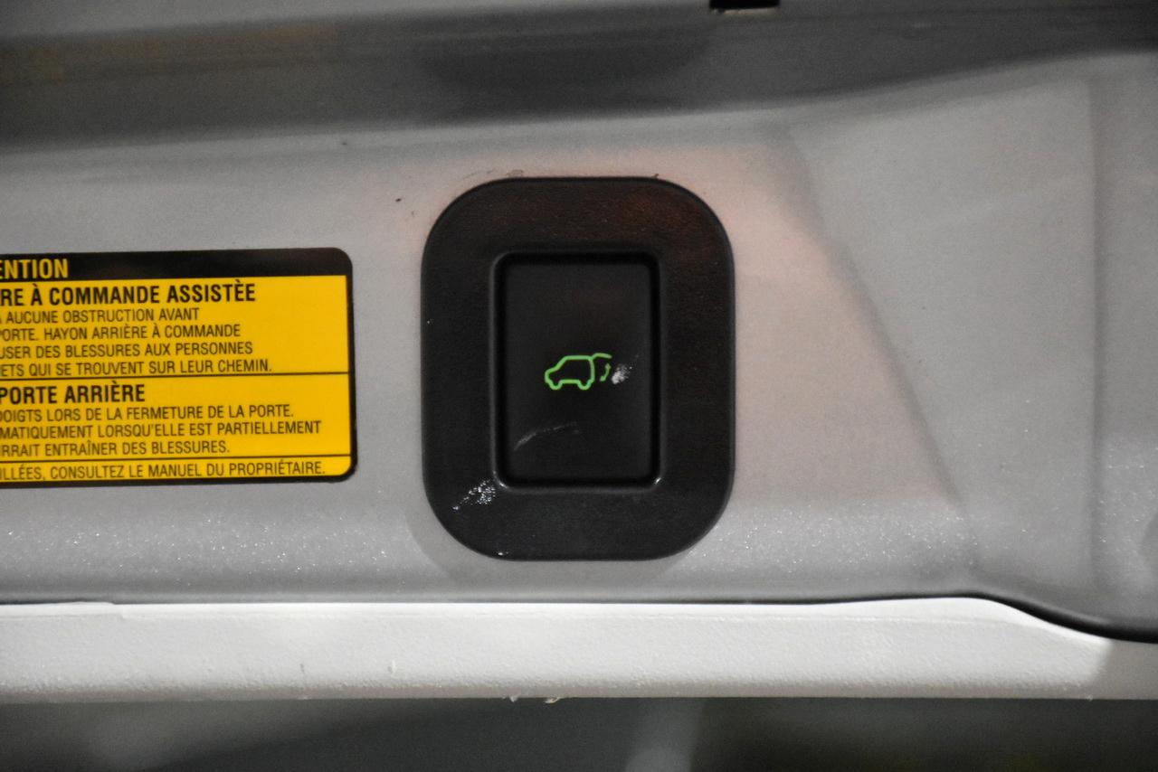 Toyota Sienna XLE FWD 8-Passenger V6 2012