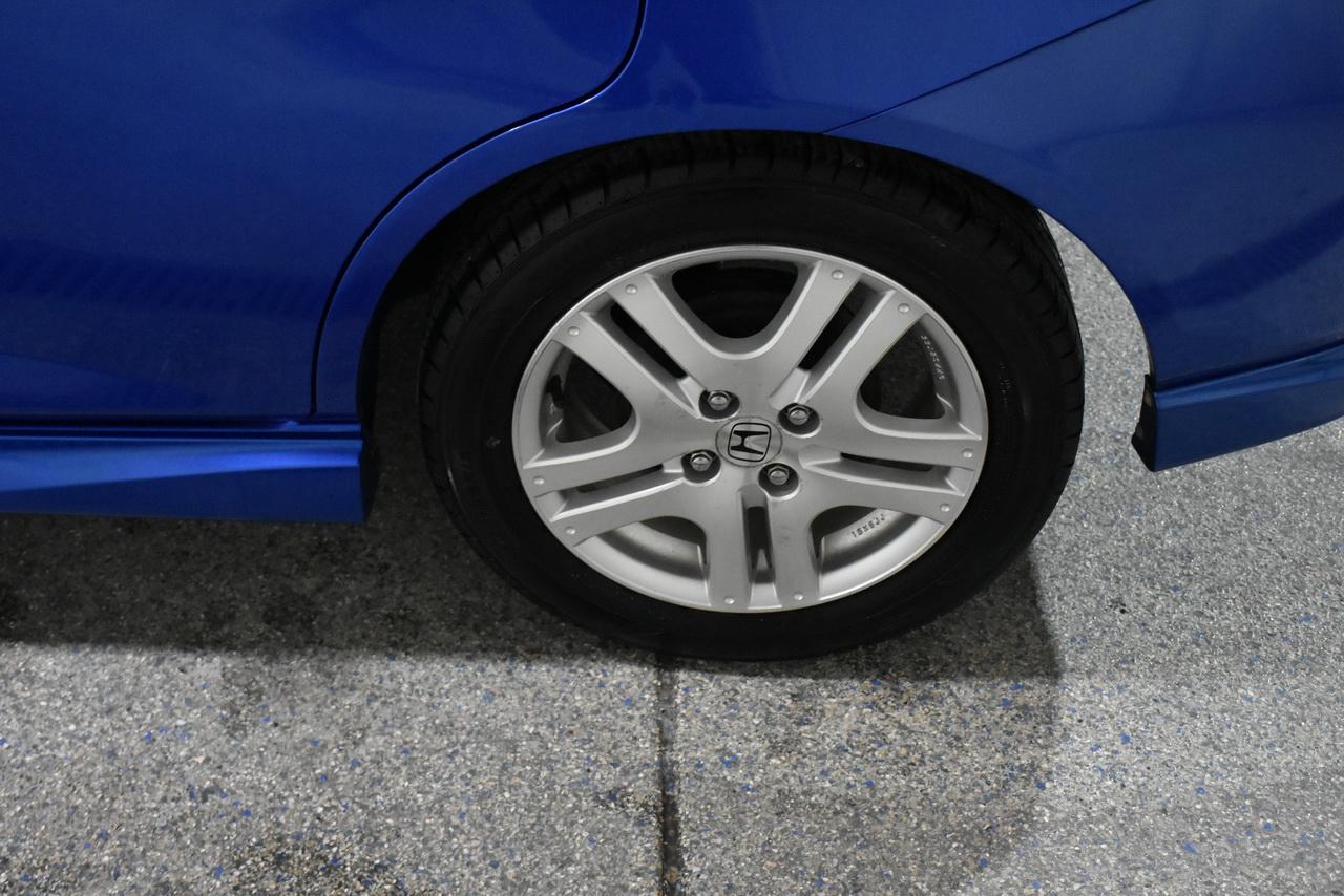 Honda Fit Sport 5-Speed AT 2007