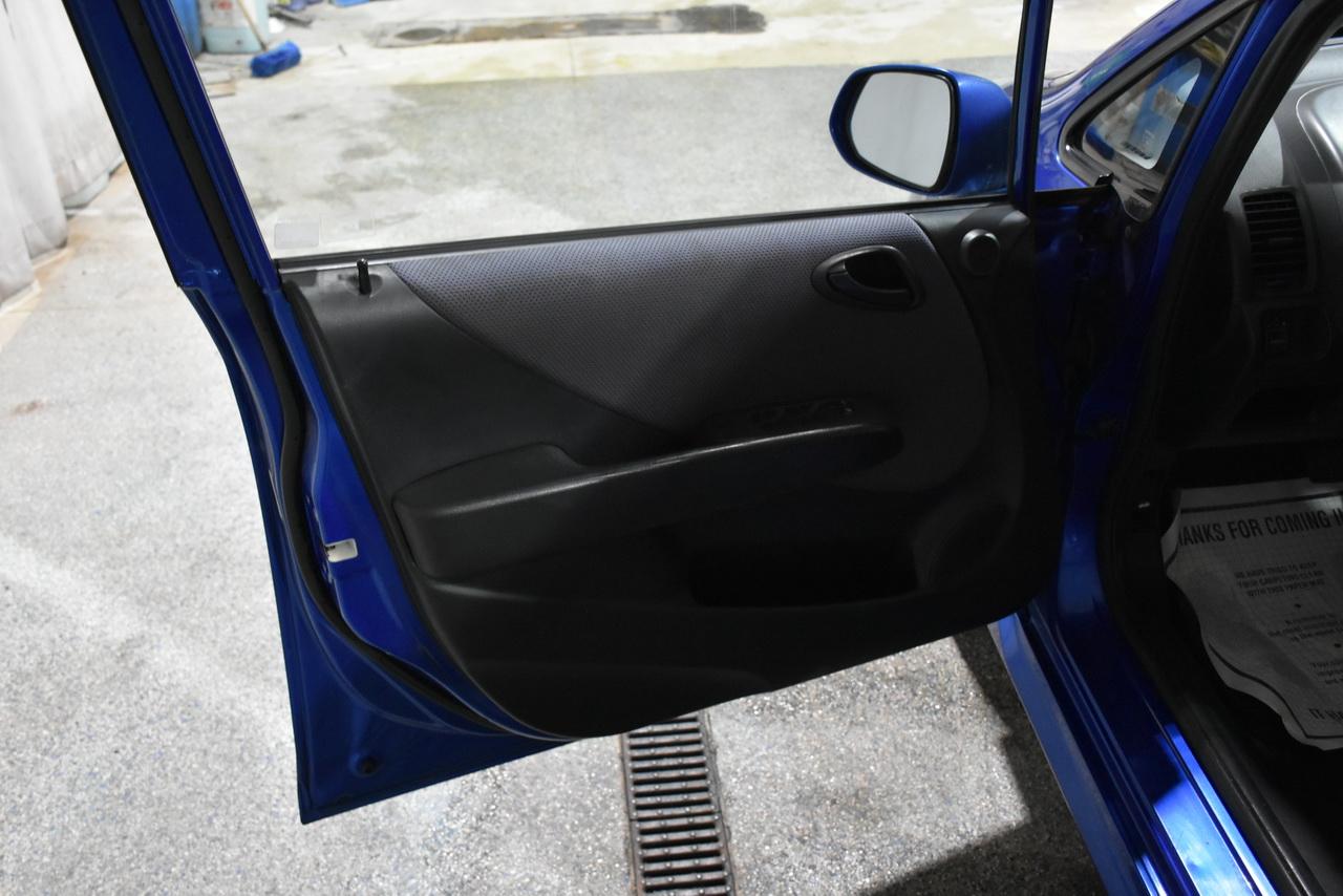 Honda Fit Sport 5-Speed AT 2007