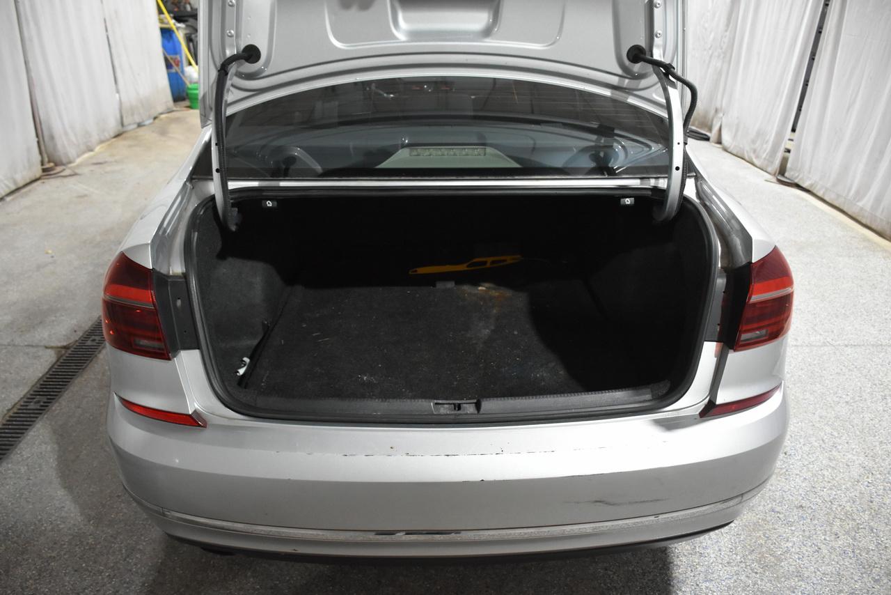 Volkswagen Passat SE 6A 2017