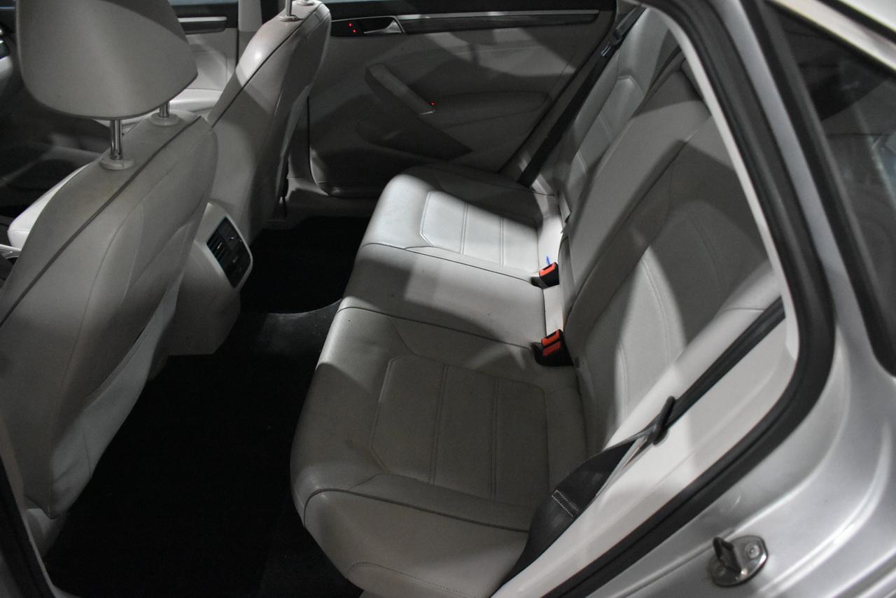 Volkswagen Passat SE 6A 2017