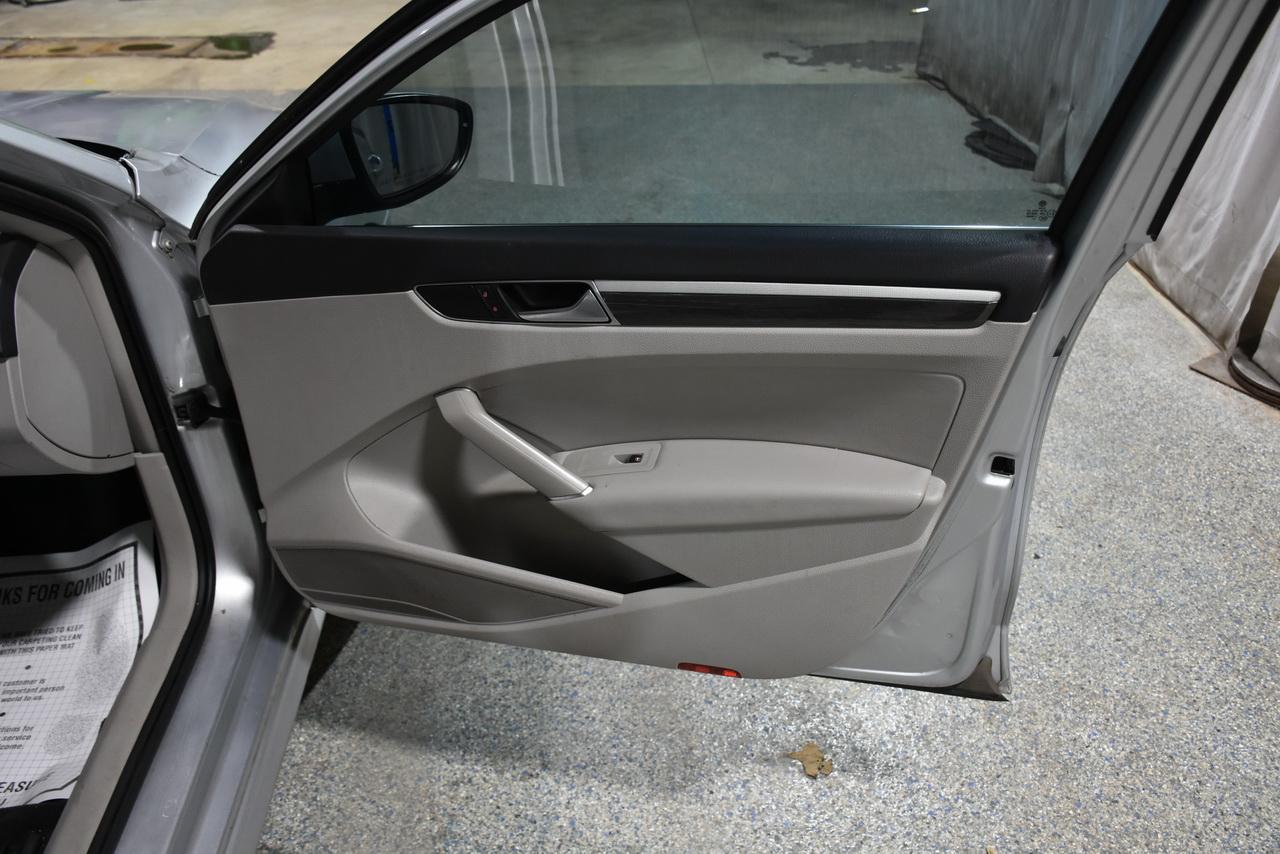 Volkswagen Passat SE 6A 2017