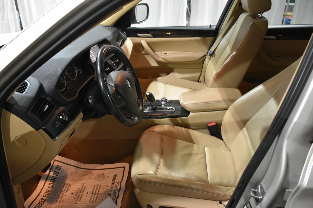 BMW X3 xDrive28i 2011