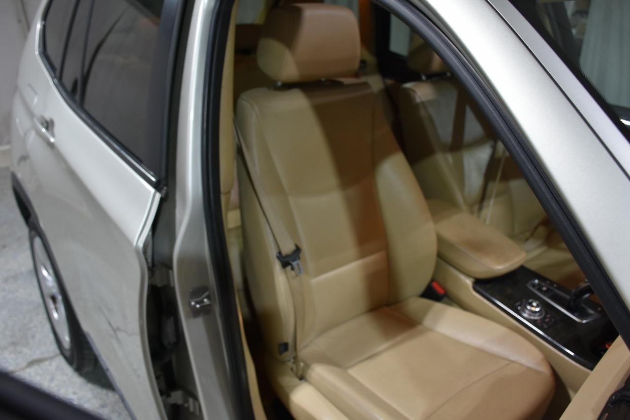 BMW X3 xDrive28i 2011