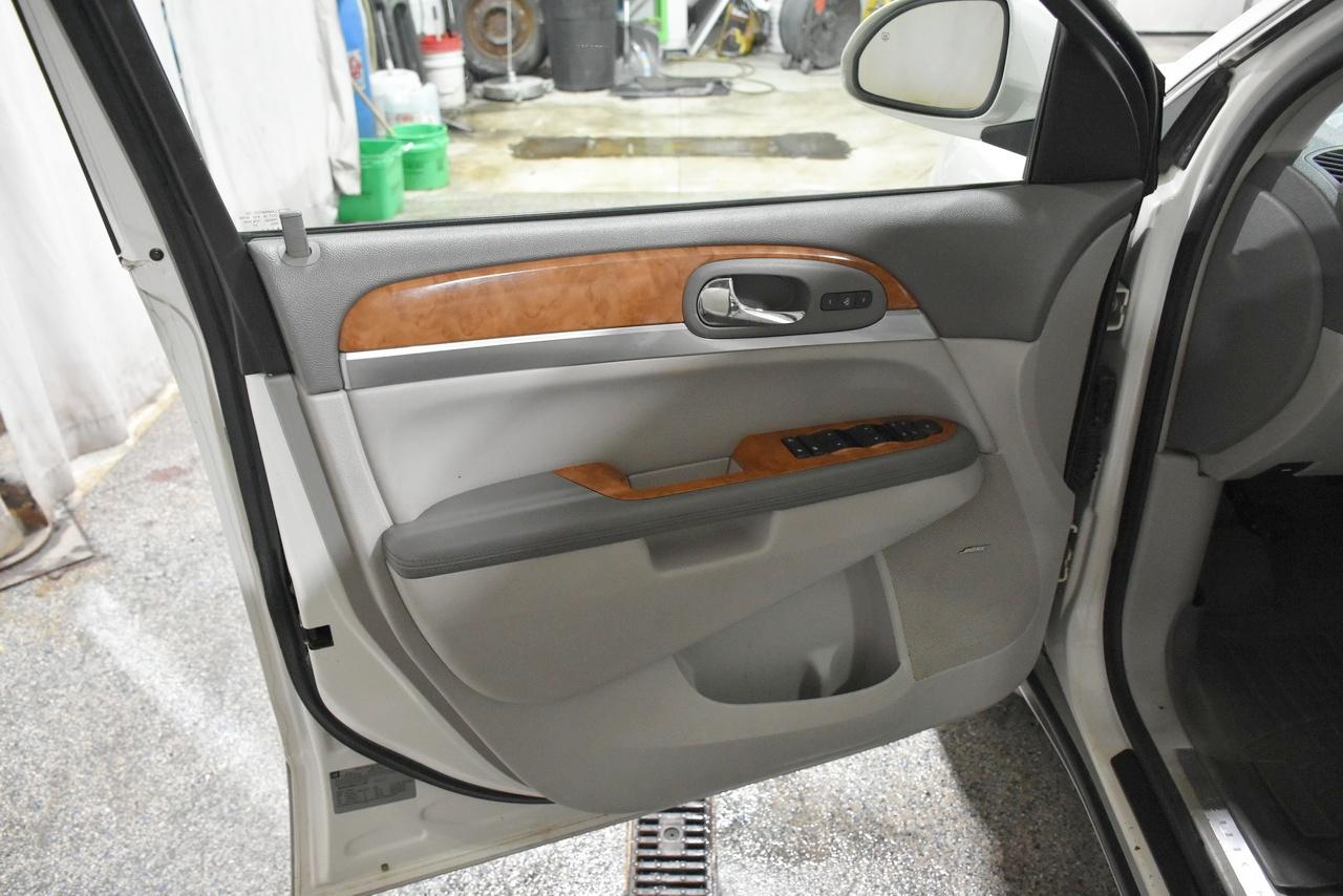Buick Enclave CXL AWD 2009