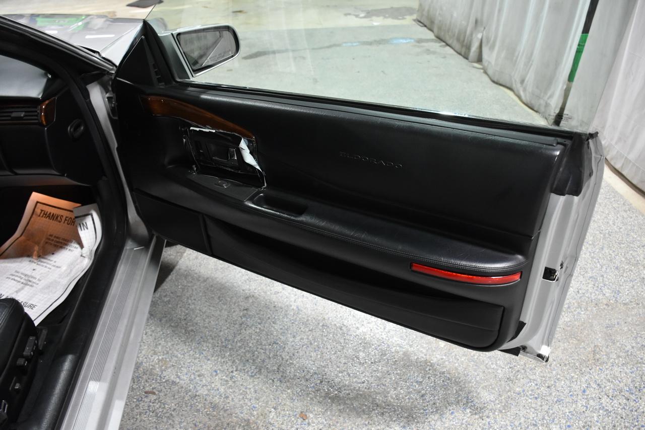 Cadillac Eldorado Touring Coupe 2001