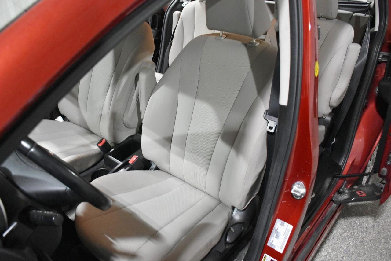 Mazda MAZDA5 Touring 2014