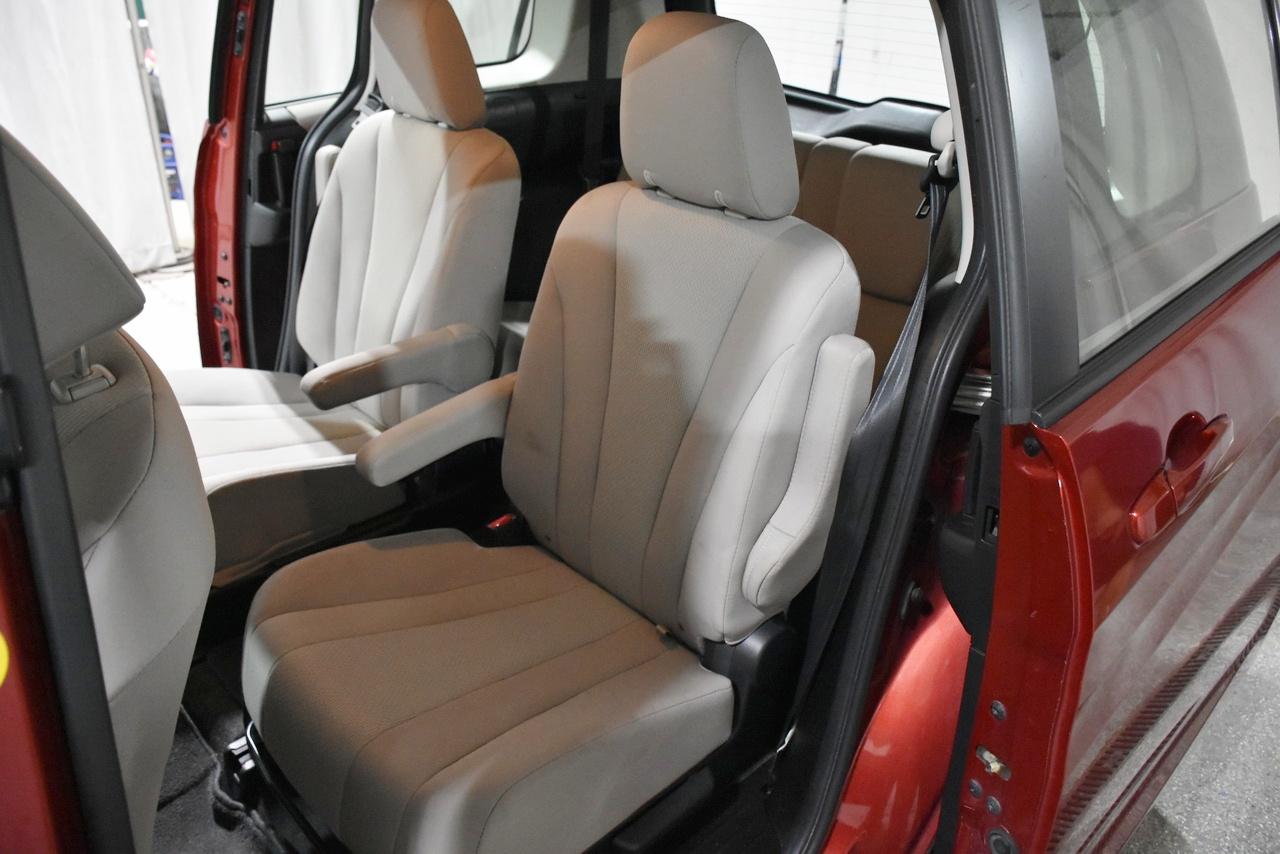 Mazda MAZDA5 Touring 2014