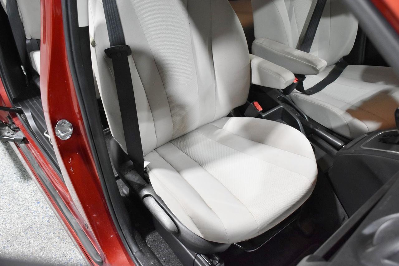 Mazda MAZDA5 Touring 2014