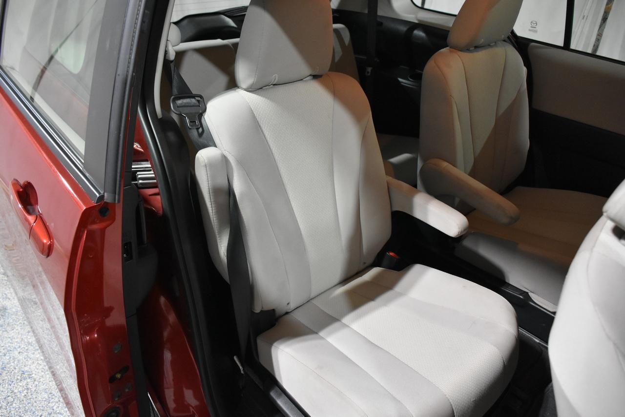 Mazda MAZDA5 Touring 2014