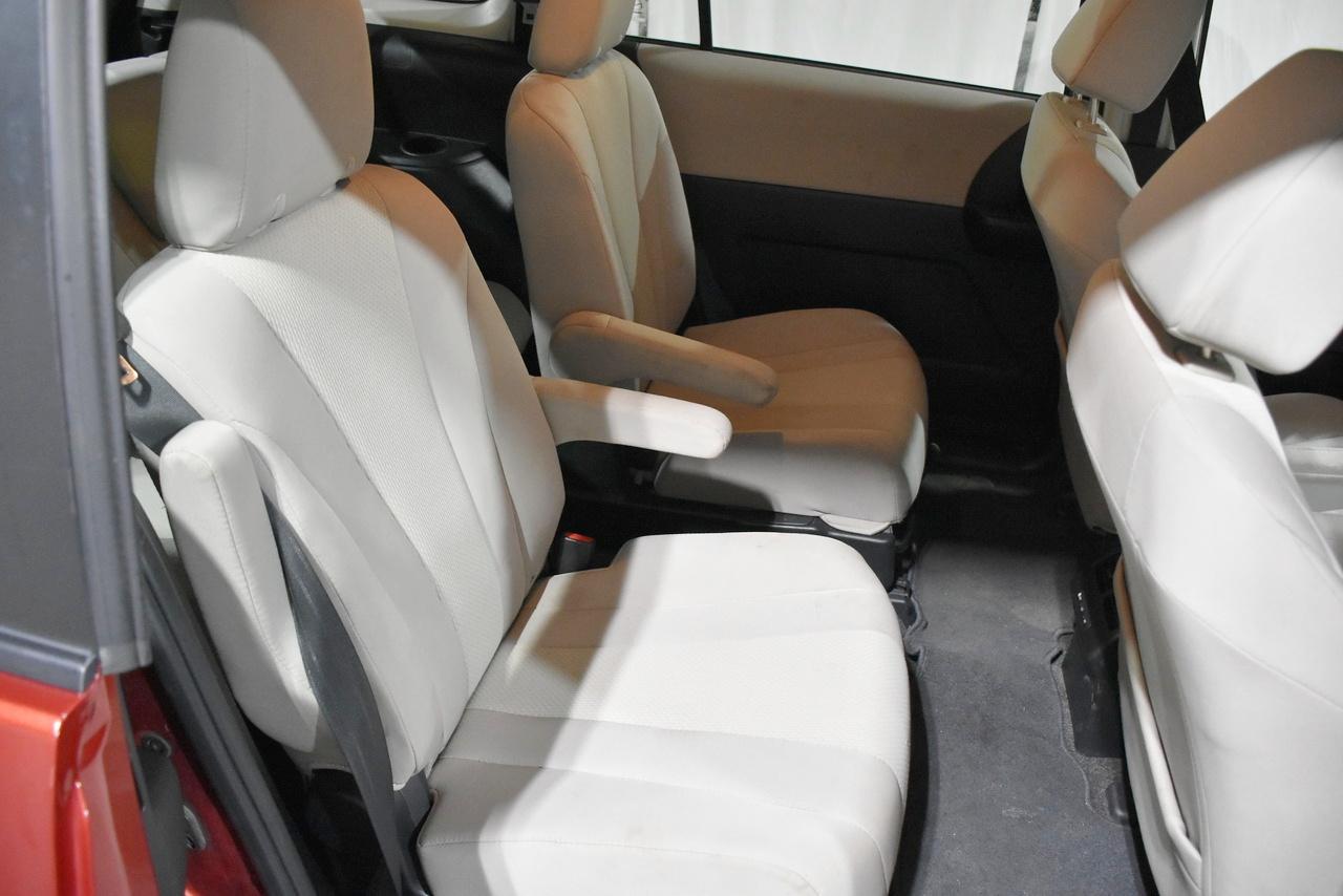 Mazda MAZDA5 Touring 2014