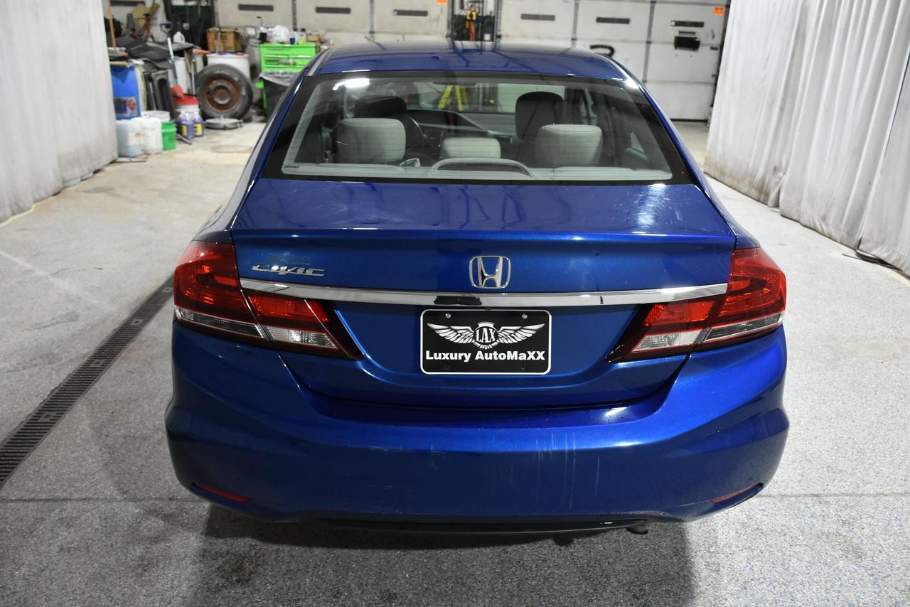 Honda Civic LX Sedan 5-Speed AT 2013