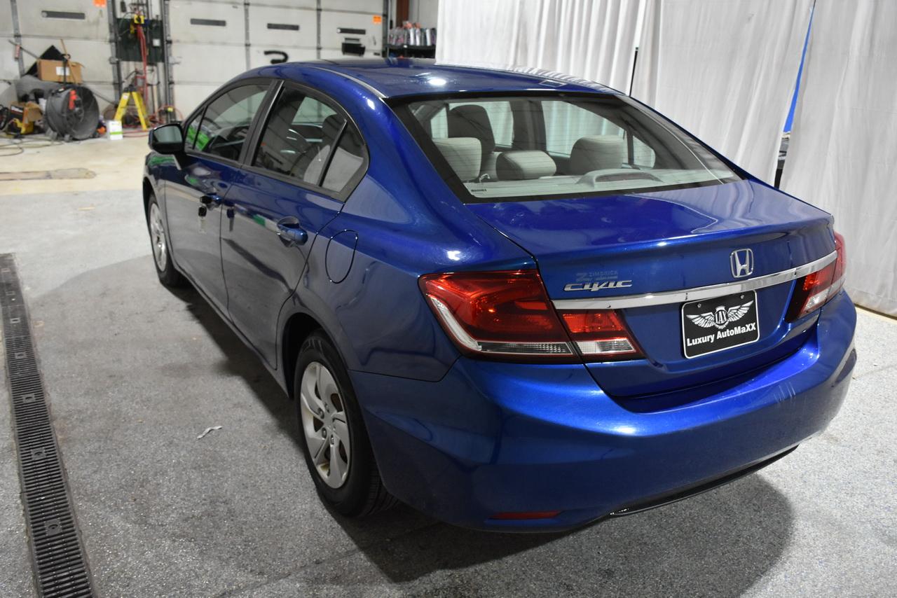Honda Civic LX Sedan 5-Speed AT 2013