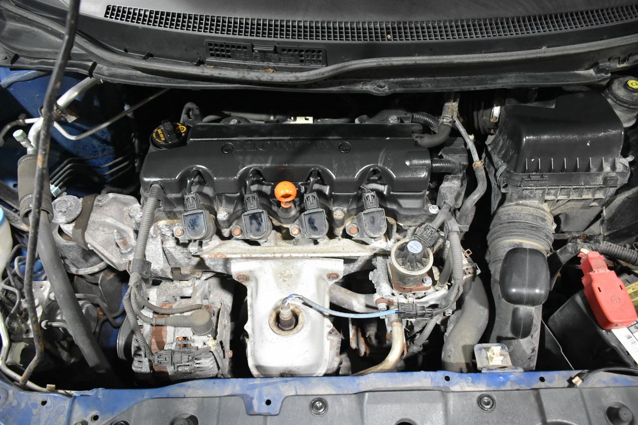 Honda Civic LX Sedan 5-Speed AT 2013