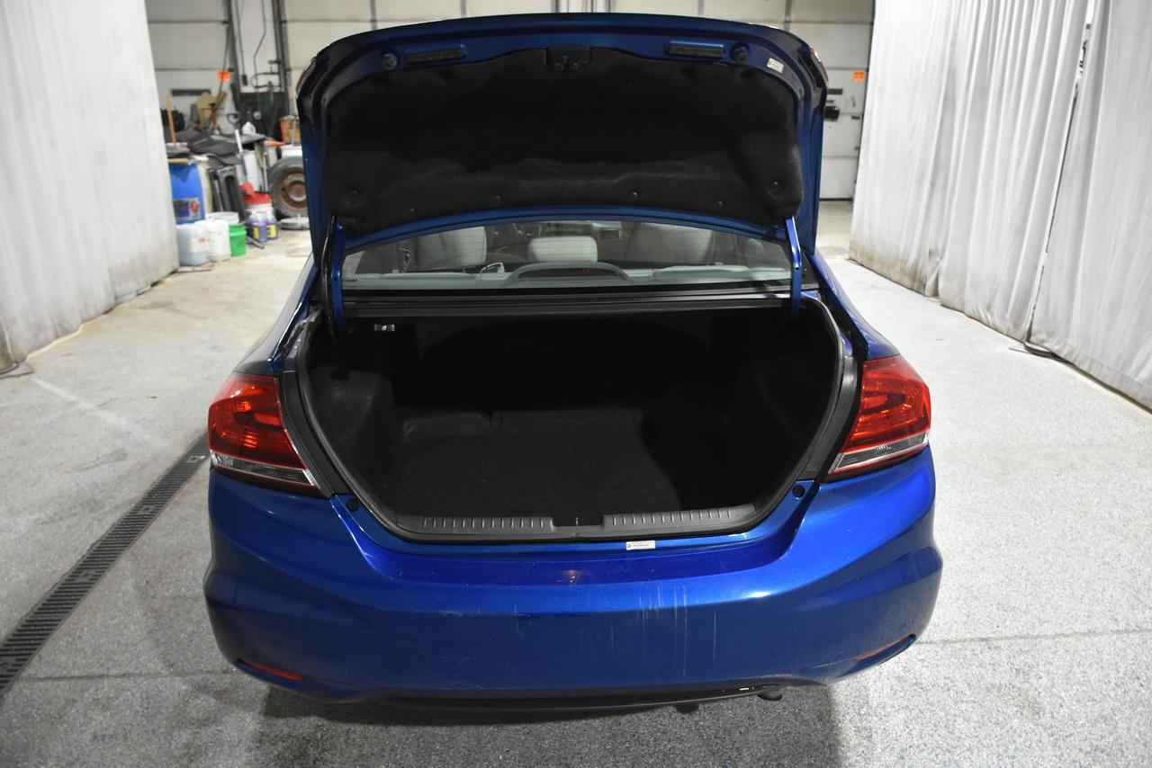 Honda Civic LX Sedan 5-Speed AT 2013
