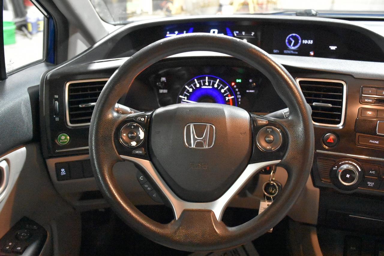 Honda Civic LX Sedan 5-Speed AT 2013